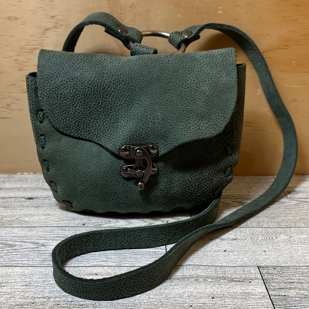 EUC Free People Mini Cynthia Crossbody Olive Green Suede Saddle Bag